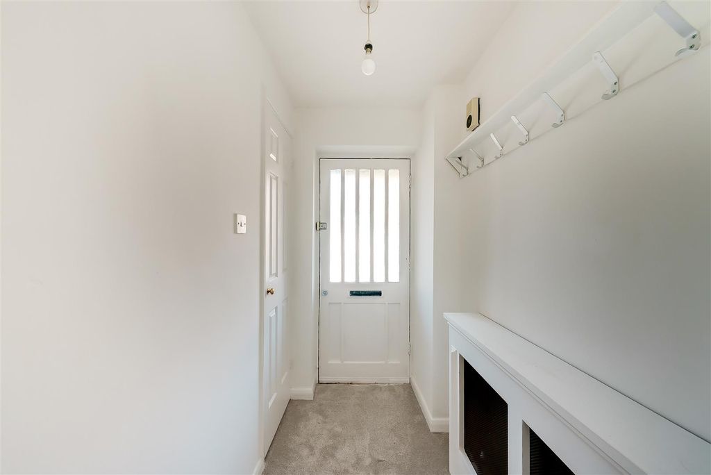 Property photo 2 of 19 A7S07492Hdr.Jpg