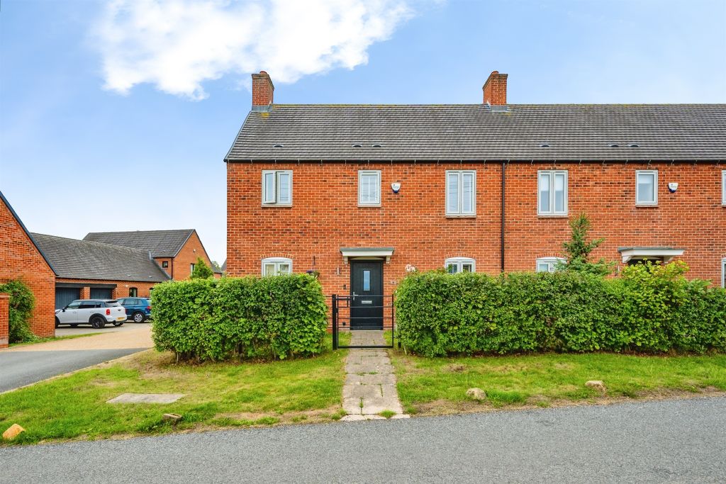 Property photo 1 of 28