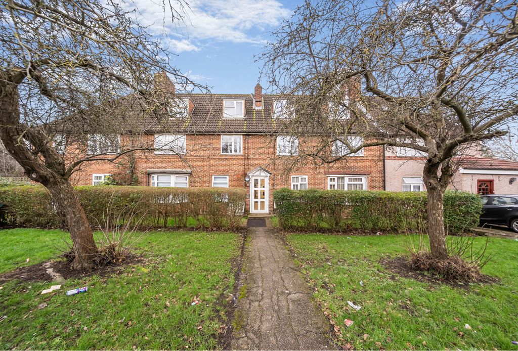 Property photo 2 of 12 1408647-18-6989Ed...