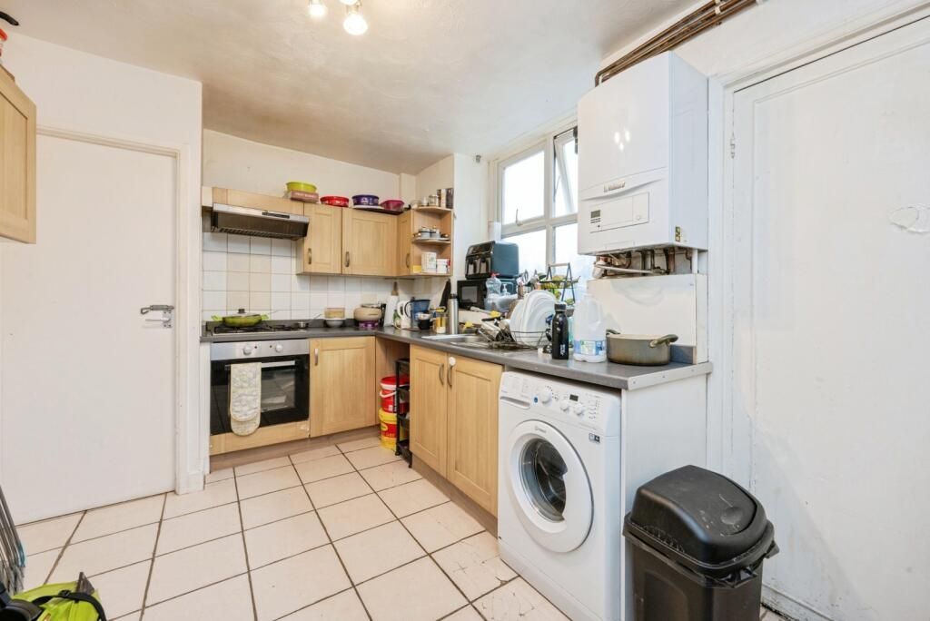 Property photo 3 of 8