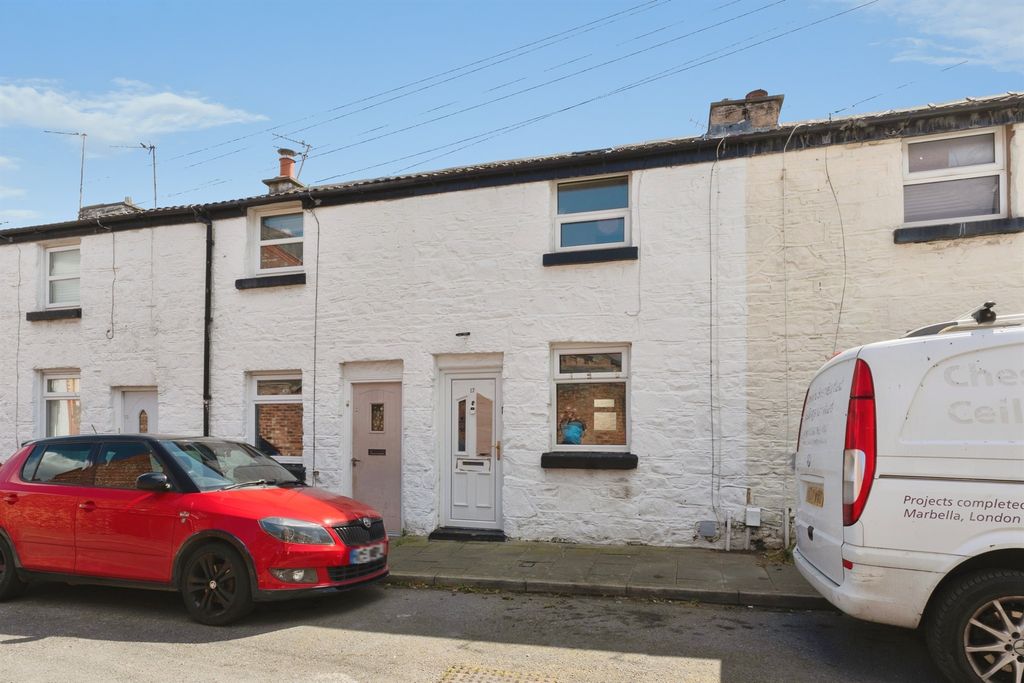 Property photo 1 of 16