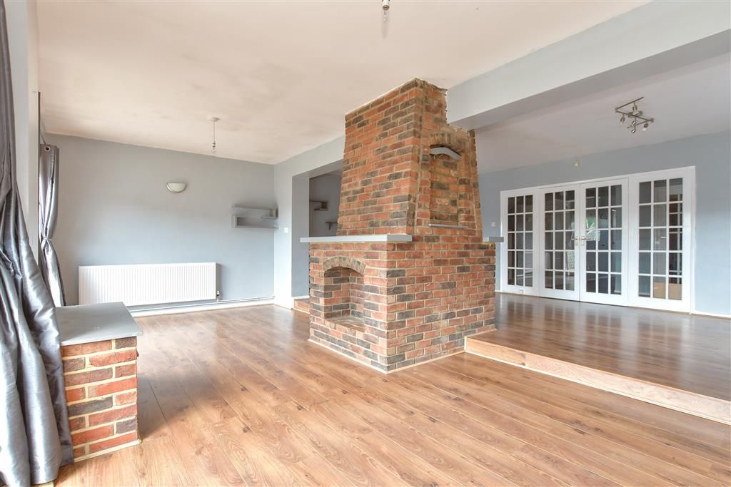 Property photo 2 of 18 Dining Area