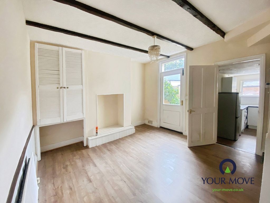 Property photo 3 of 10 Dining Room