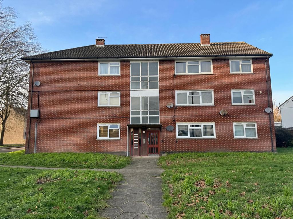 Property photo 1 of 9