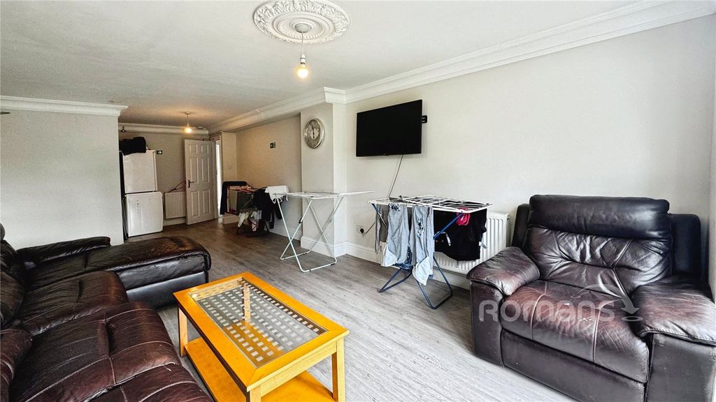 Additional image 7 of 9 bed detached house for saleManor Road, Aldershot, Hampshire GU11