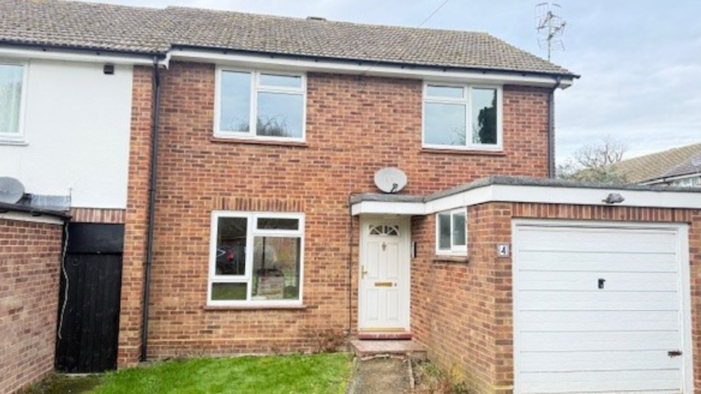 Property photo 1 of 11