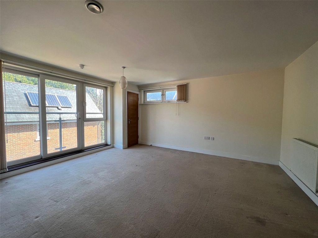 Property photo 3 of 9 Picture No. 07