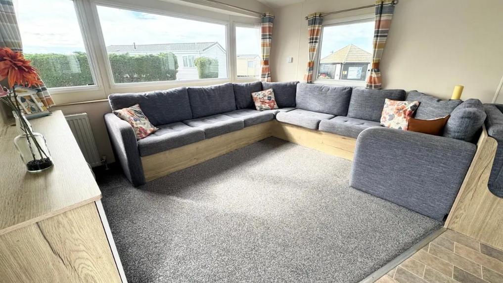 Property photo 2 of 11 Abi Trieste Lounge At Solent Breezes