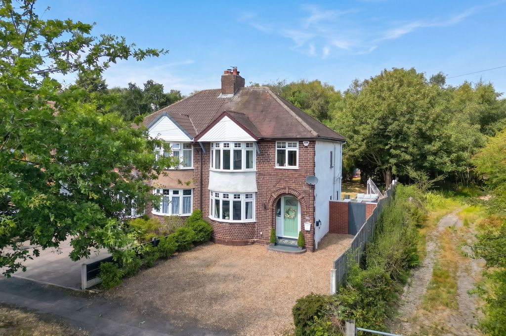 Property photo 1 of 28