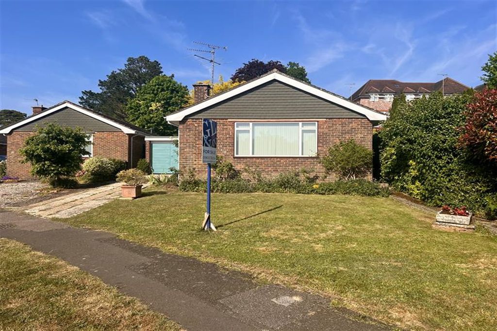 Property photo 1 of 11 (Main)