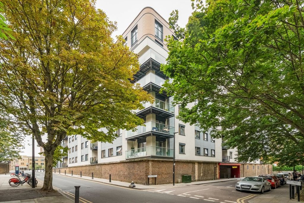 Property photo 1 of 14