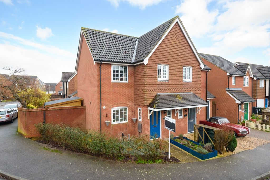 Property photo 1 of 16 4681950