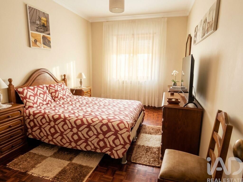 Property photo 2 of 30
