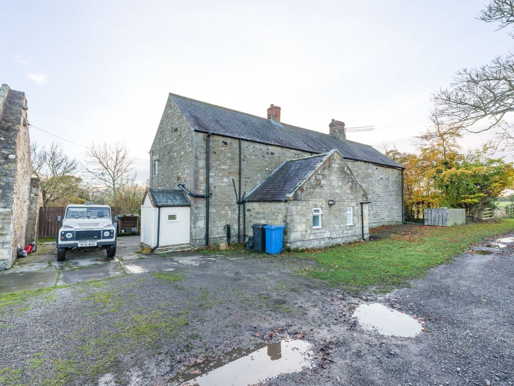 Property photo 3 of 18 2774733