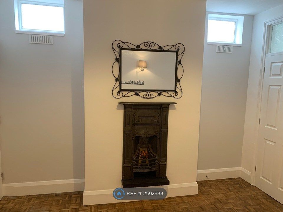 Property photo 3 of 35 Dining Room - Fireplace