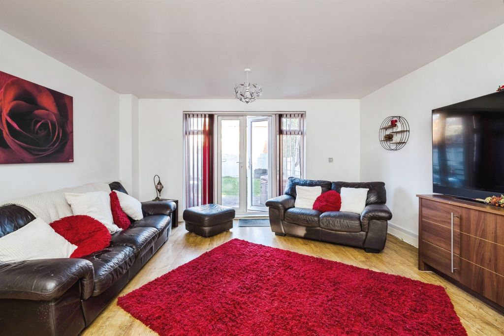 Property photo 3 of 13