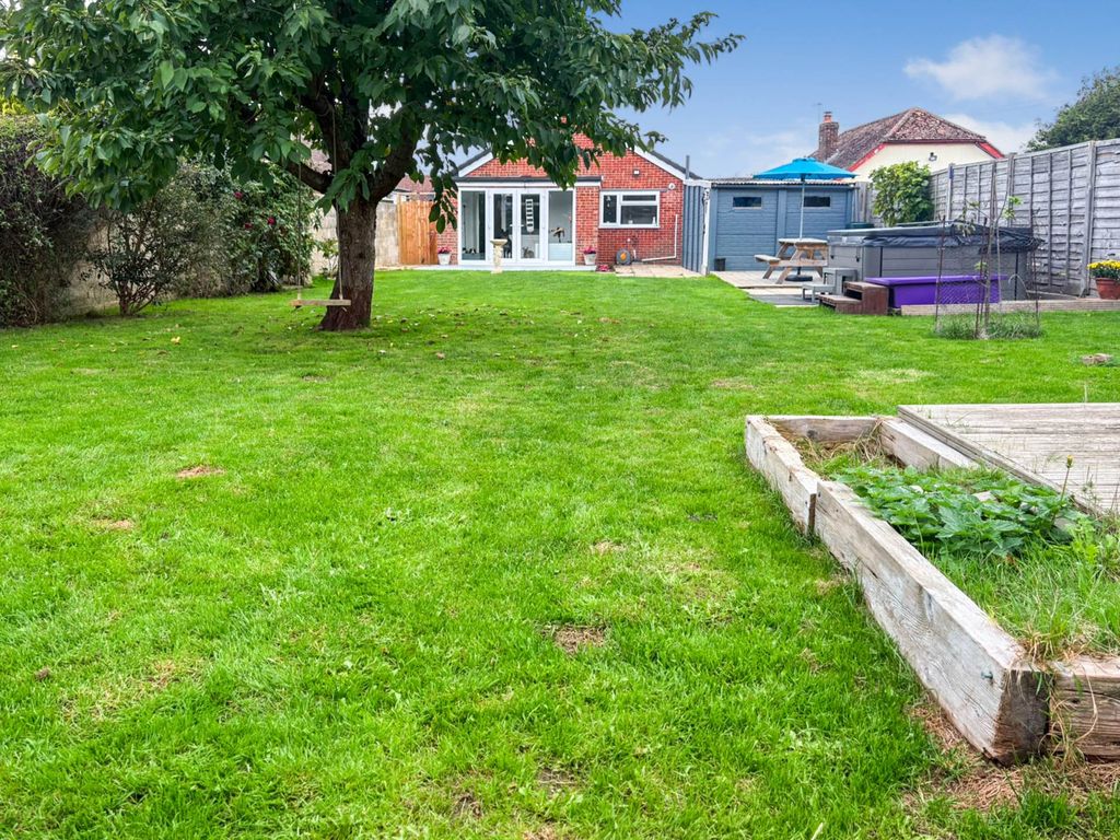 Property photo 1 of 27