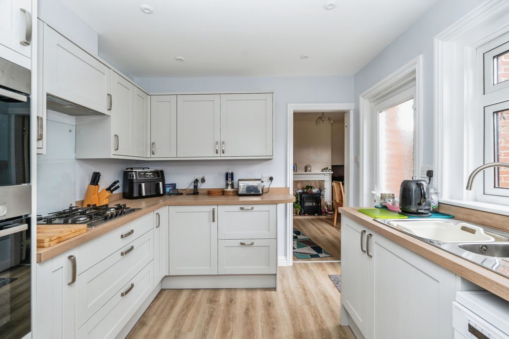 Property photo 3 of 15 Photography
