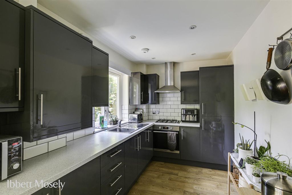 Property photo 2 of 11 11.Jpg