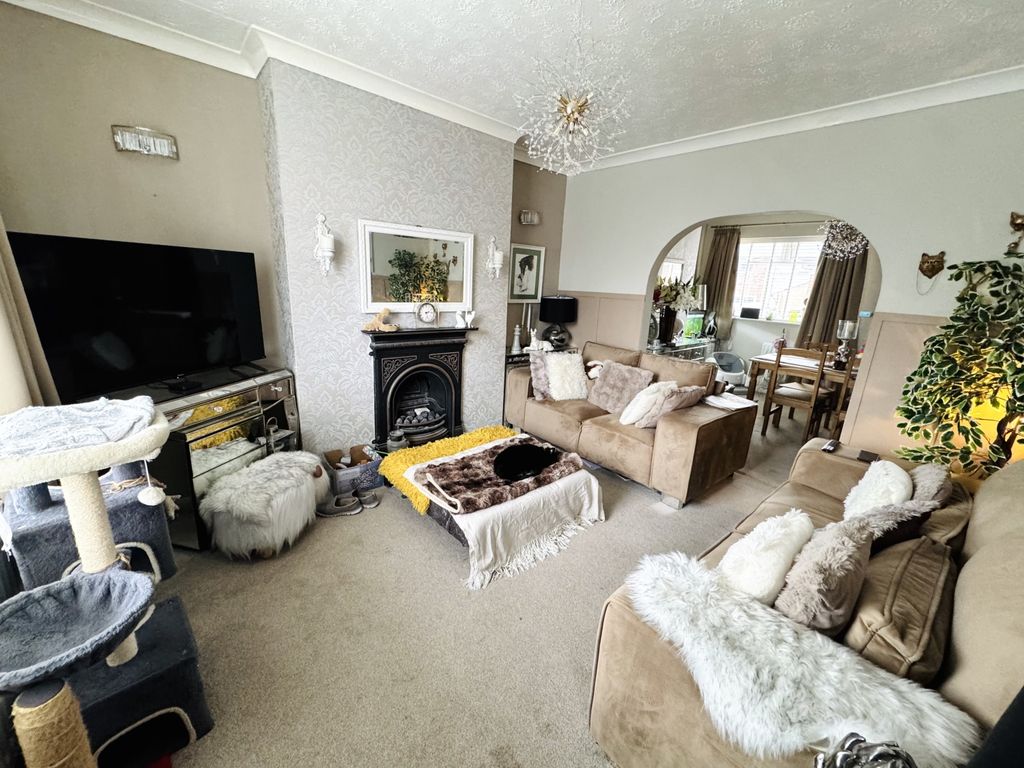 Property photo 2 of 10 Img_1157