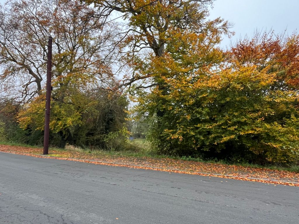 Property photo 2 of 14