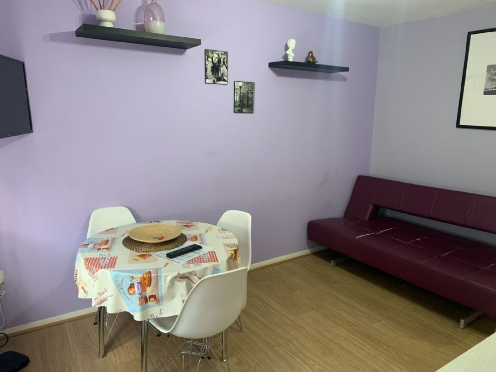 Property photo 1 of 2