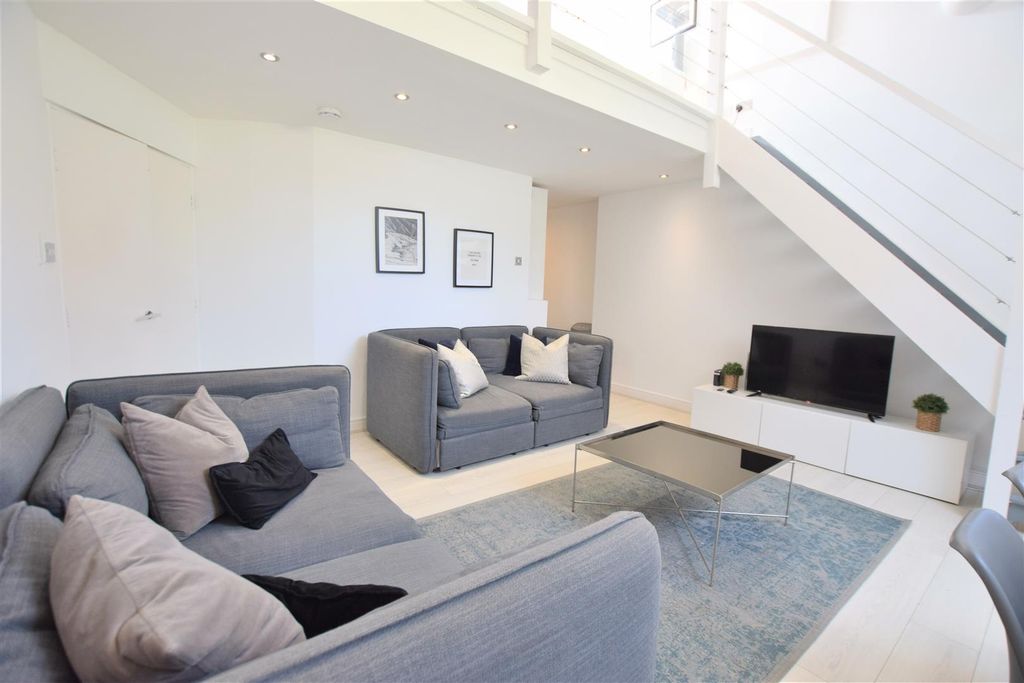 Property photo 2 of 8 Living Room.Jpg