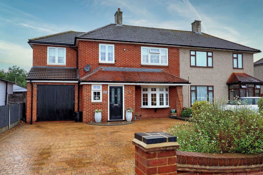 Property photo 1 of 30
