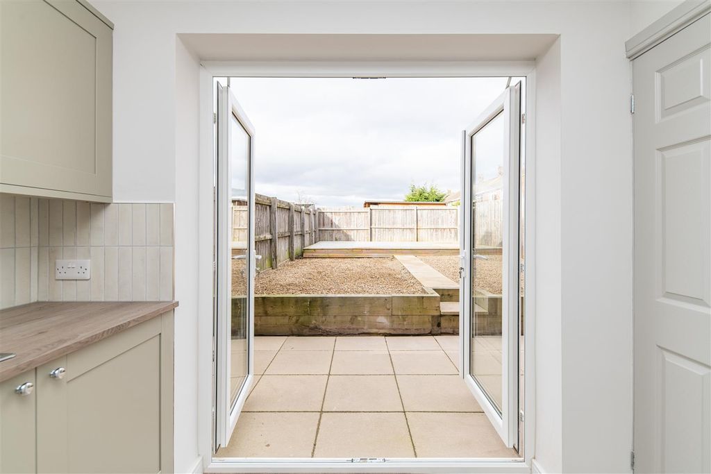 Property photo 2 of 18 Edit-1334.Jpg