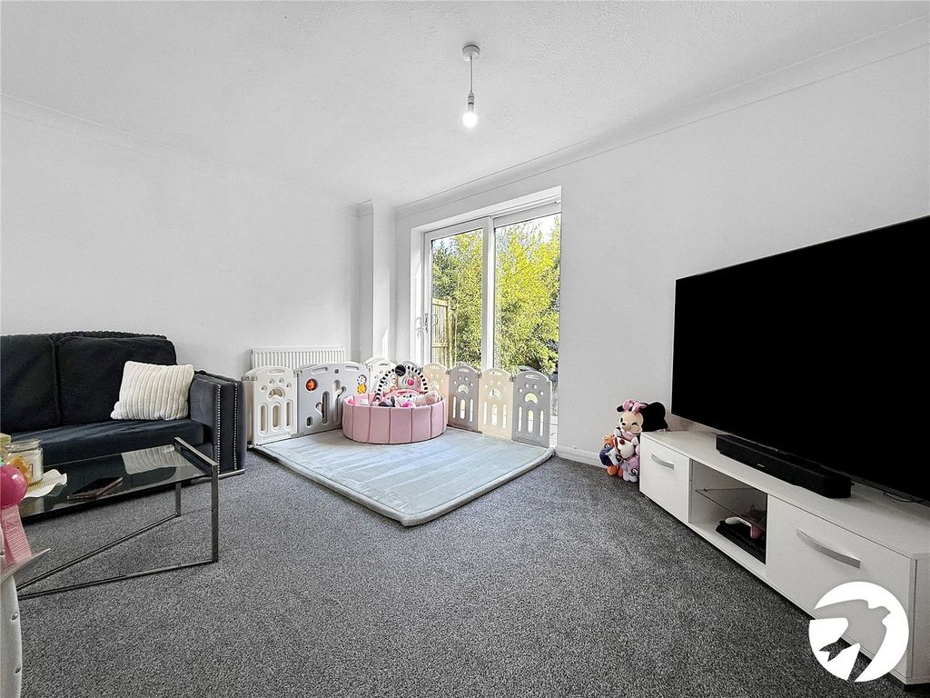 Property photo 3 of 17 Picture No. 26