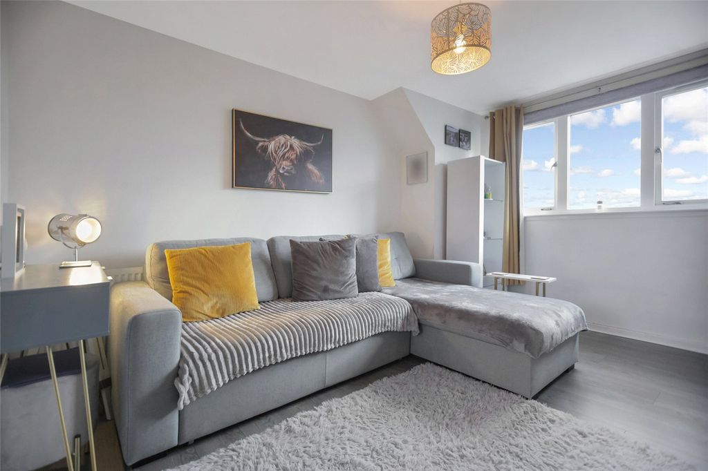 Property photo 2 of 18 Picture No. 06