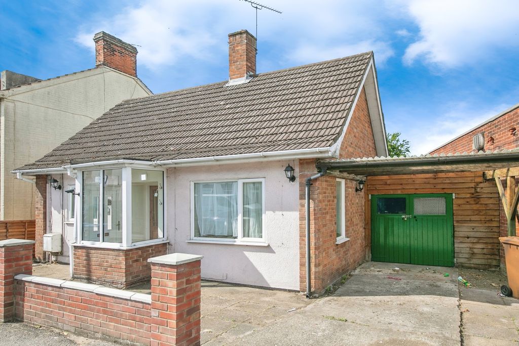Property photo 1 of 17 Photo