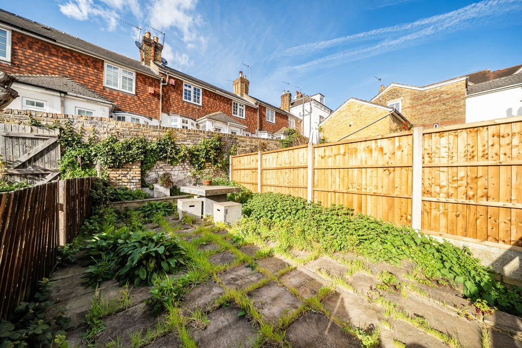 Property photo 3 of 17 1435414-12-69c55d...