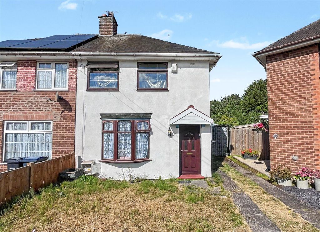 Property photo 1 of 11 Approached