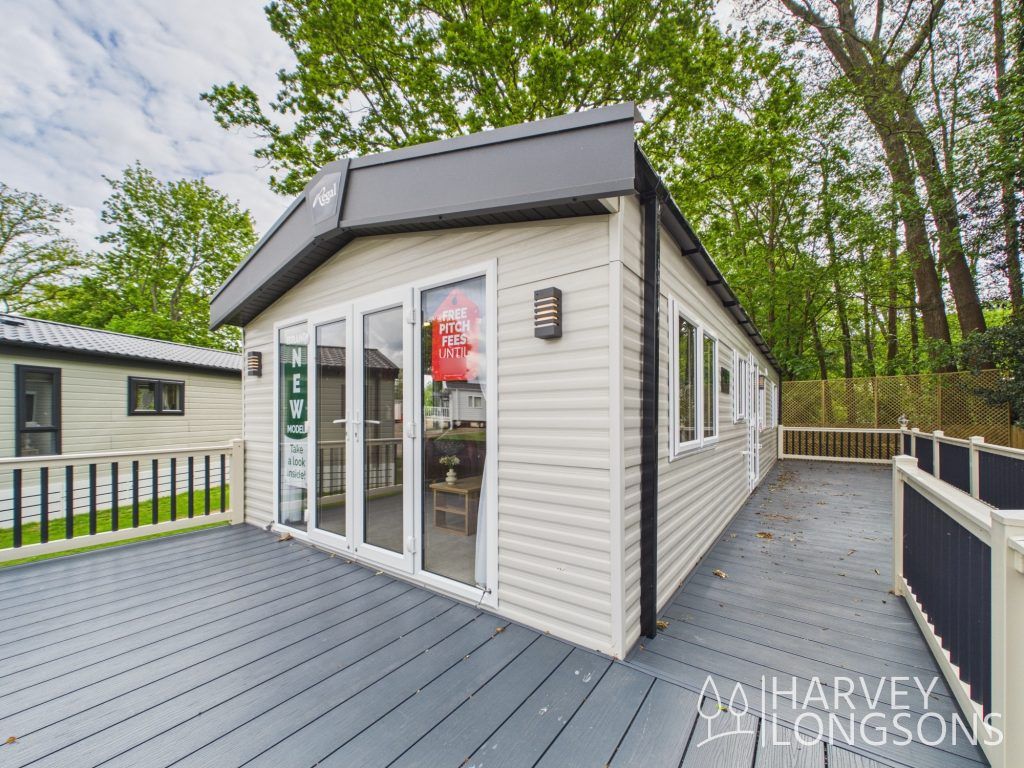 Property photo 1 of 17 Regal Hemsworth Holiday Home Exterior With Wraparound Decking