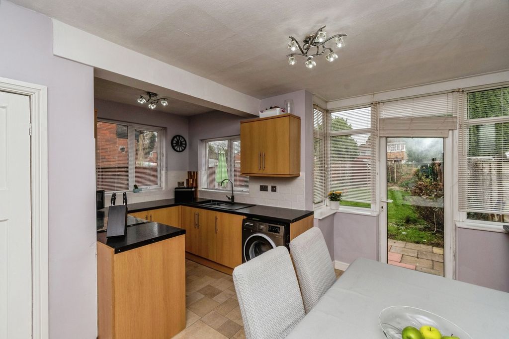 Property photo 2 of 20 Pbox-Img.Jpg