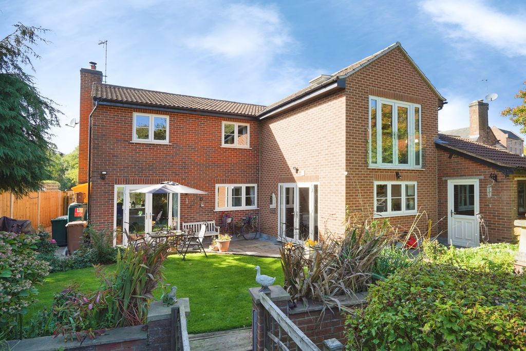 Property photo 1 of 28 Pbox-Img.Jpg