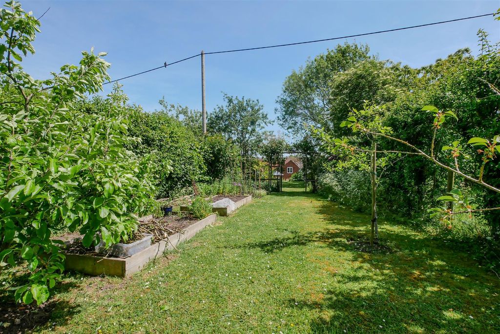 Property photo 2 of 19 Rear Garden