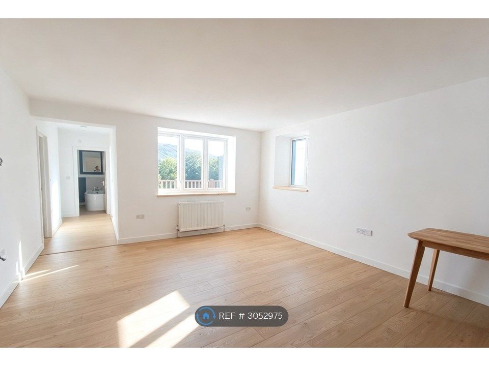 Property photo 3 of 29