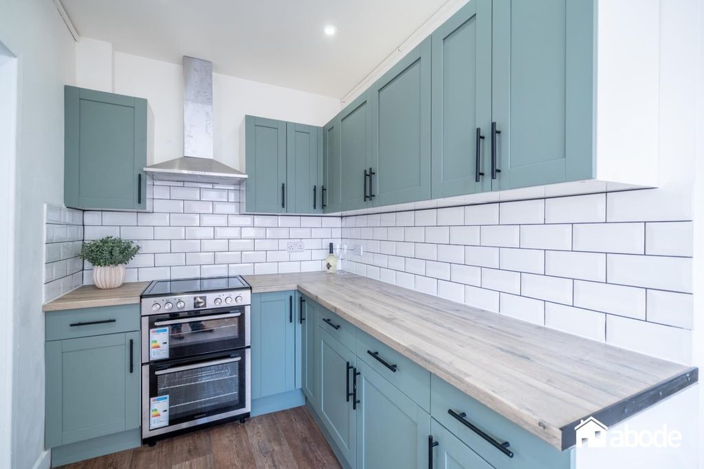 Property photo 2 of 14 Dsc02984-Hdr.Jpg