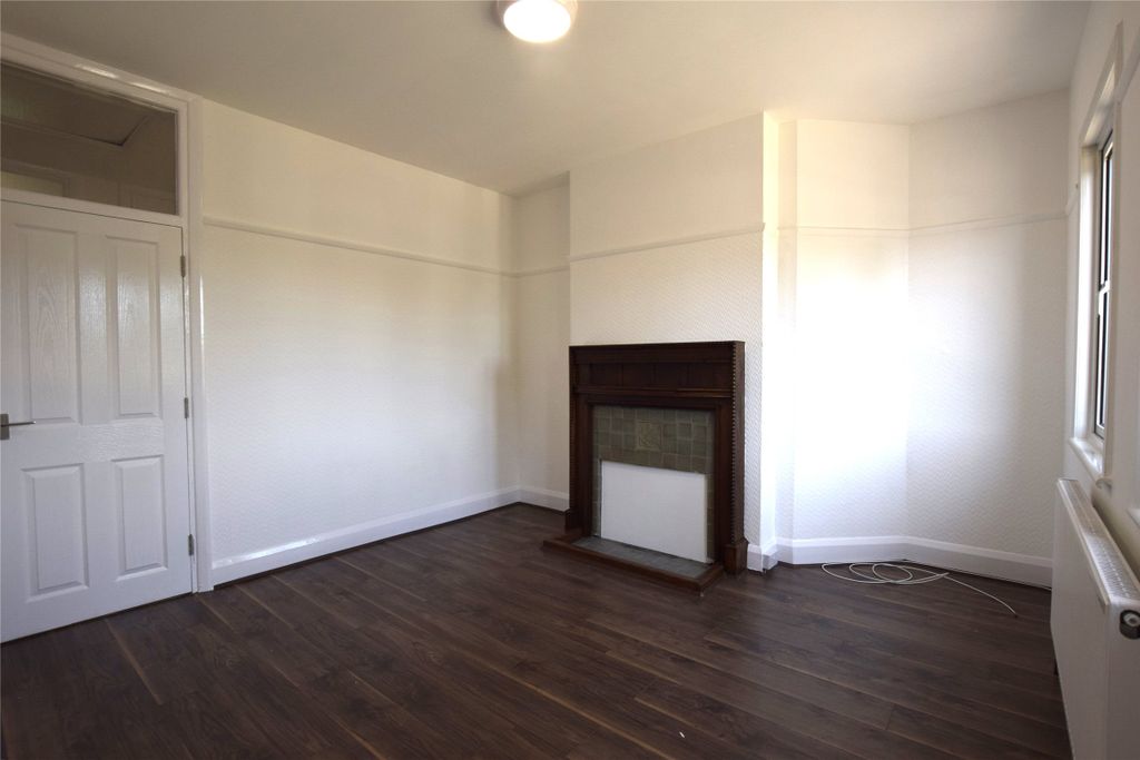 Property photo 3 of 9 Lounge