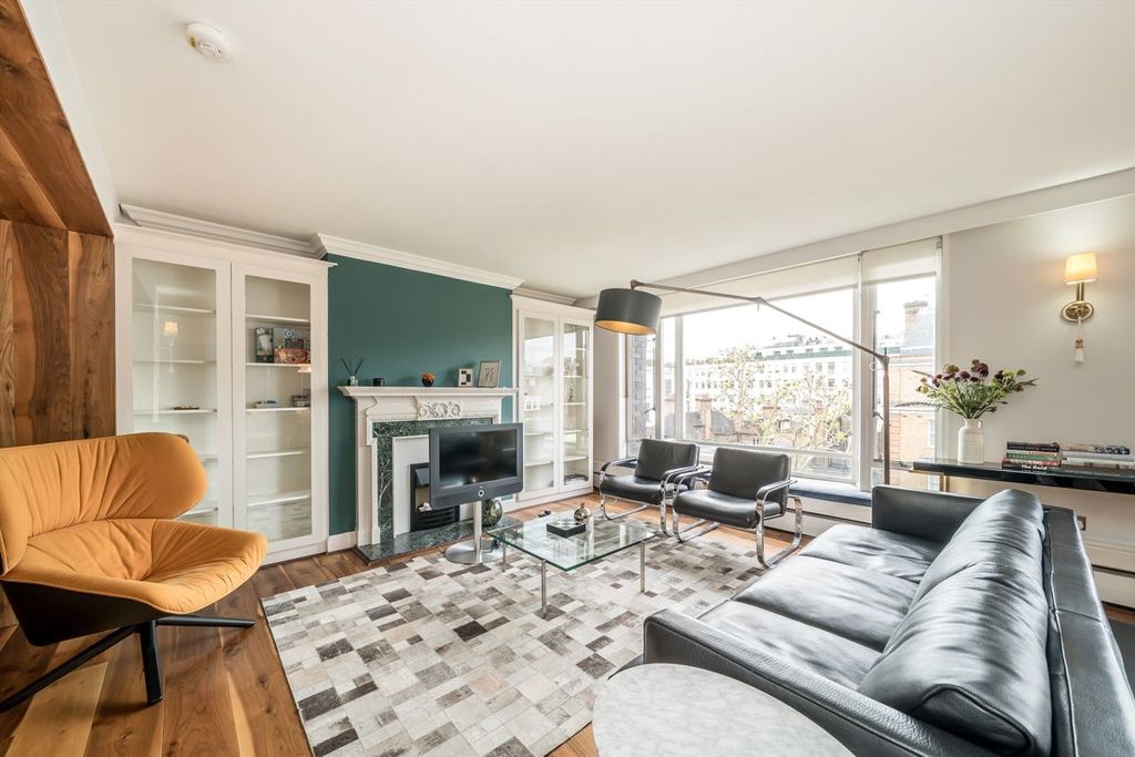 Property photo 3 of 8