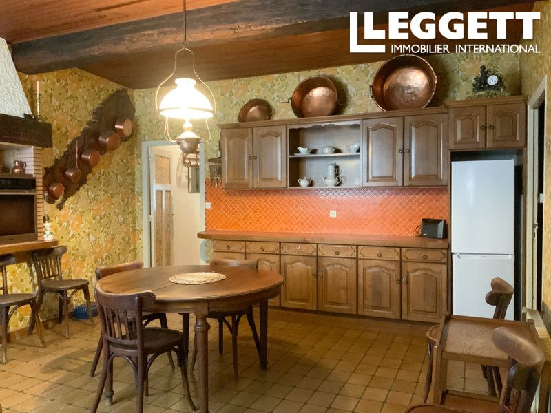 Property photo 3 of 10