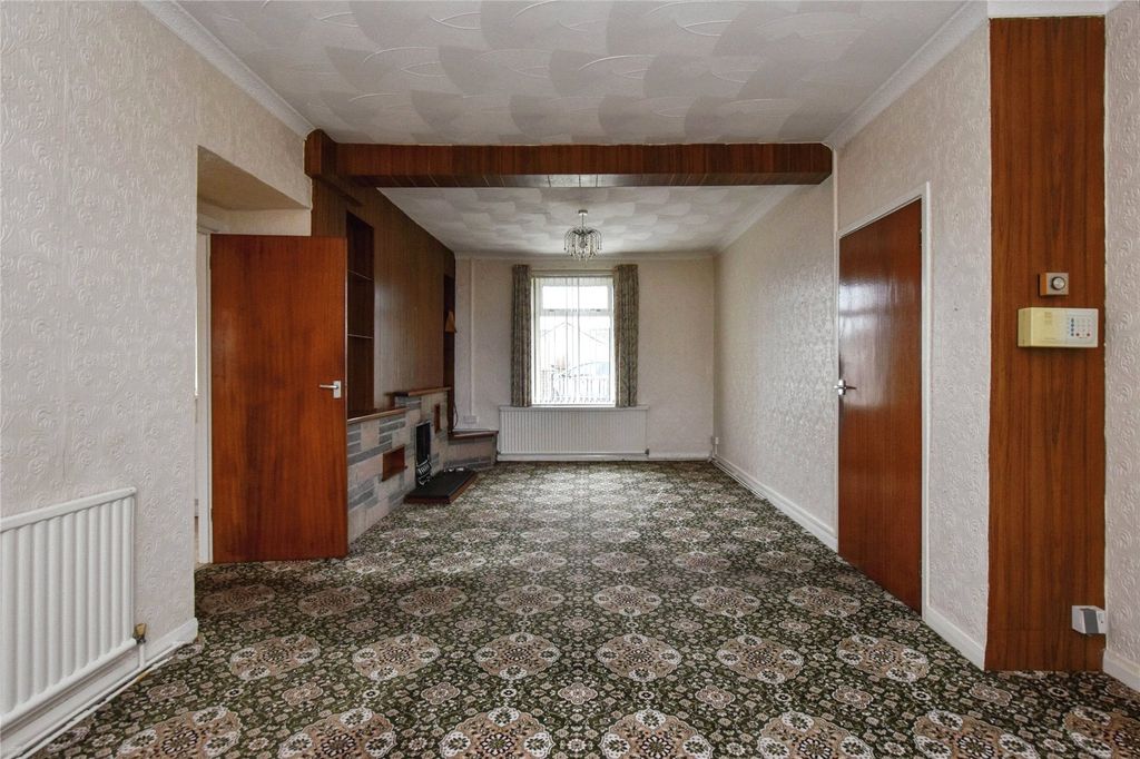 Property photo 2 of 17 Picture No. 07