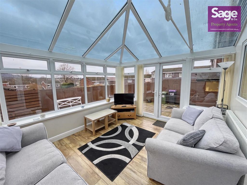 Property photo 2 of 23