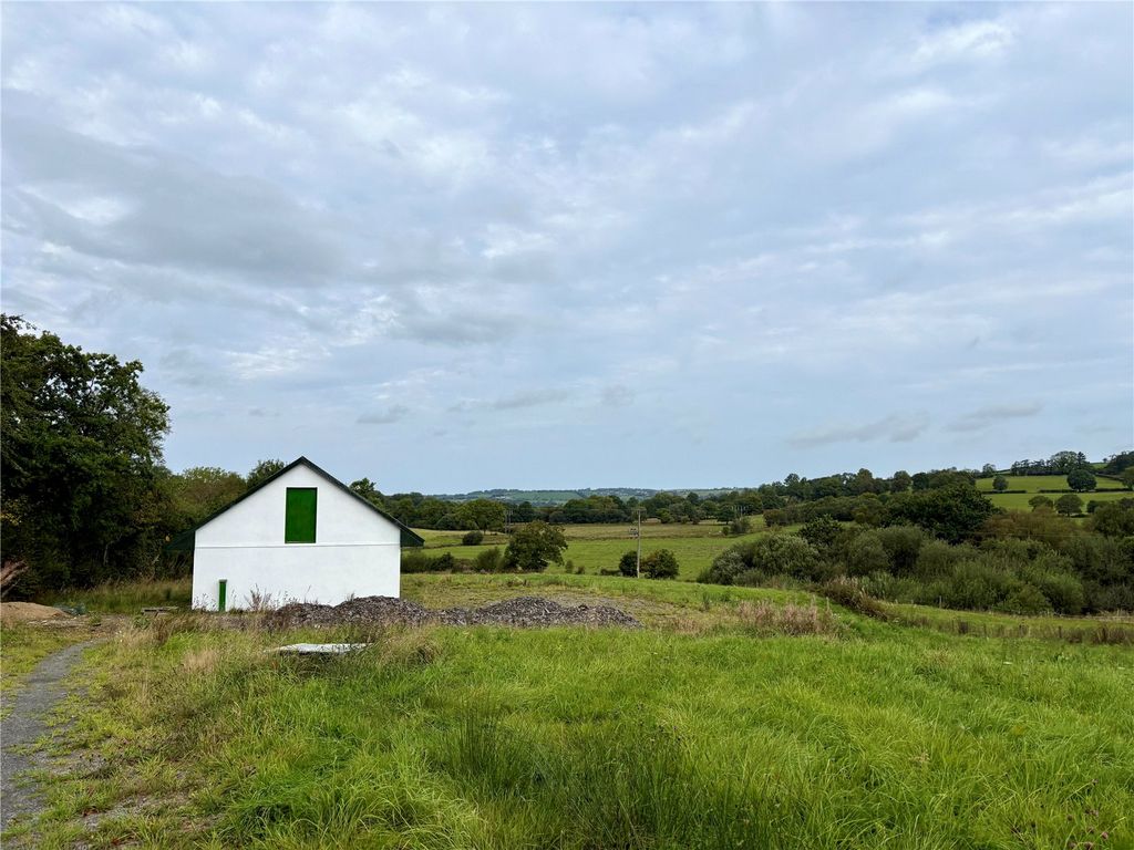 Property photo 1 of 15 Picture No. 06