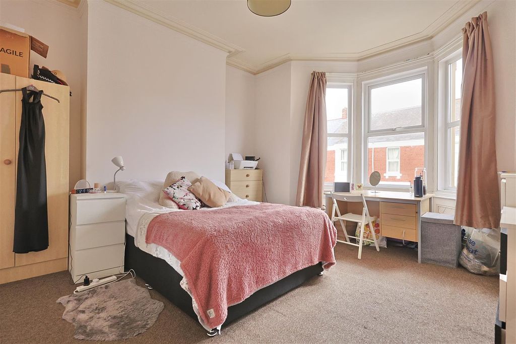 Property photo 3 of 13 206C15EE-D763-4297-9Dff-83689B691701_1_201_A.Jpeg