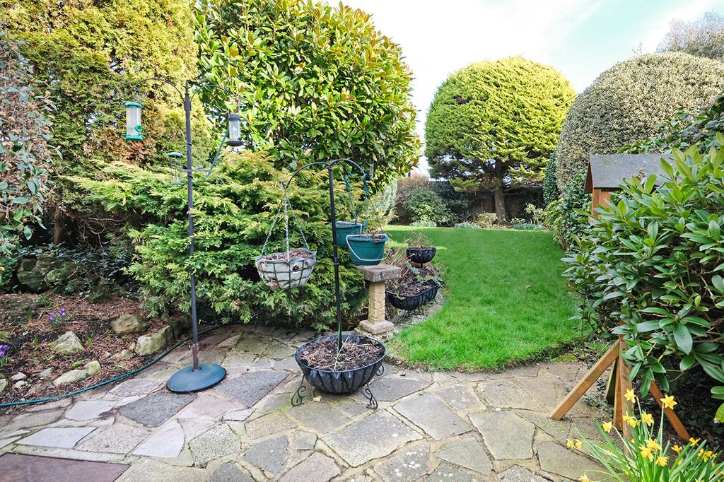 Property photo 2 of 14