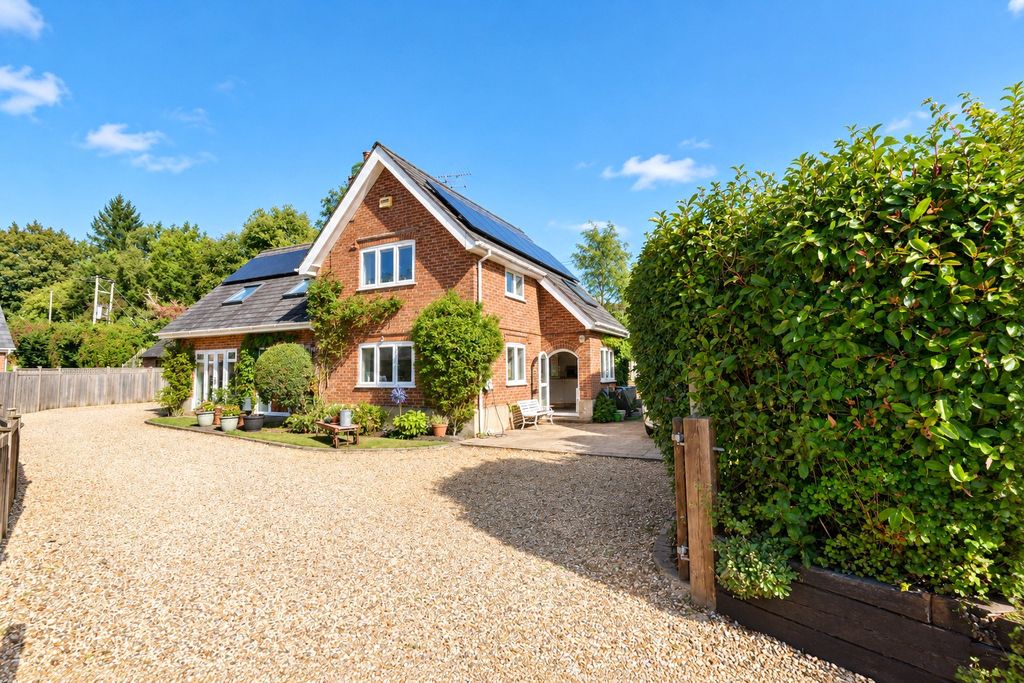 Property photo 1 of 17 Picture No. 34
