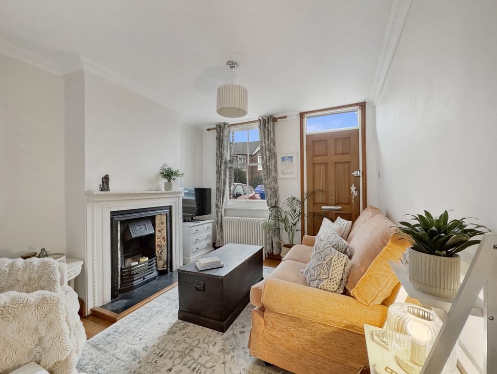 Property photo 3 of 13